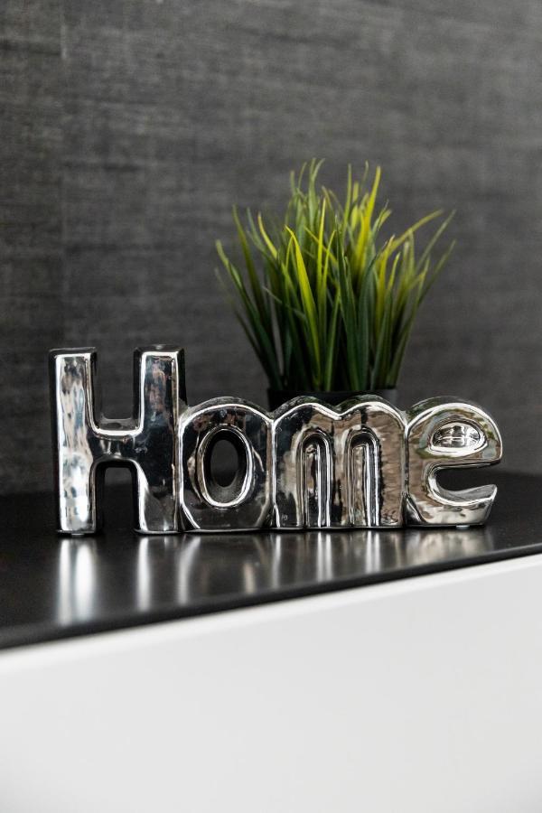 Deluxe Quentin Home Next To The Fashion Street Будапеща Екстериор снимка
